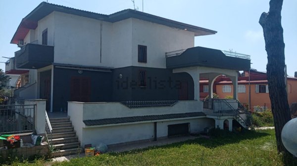 casa indipendente in affitto ad Anzio in zona Cincinnato