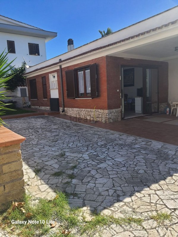 appartamento in affitto ad Anzio in zona Cincinnato