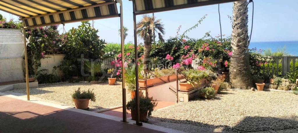 appartamento in affitto ad Anzio in zona Mare