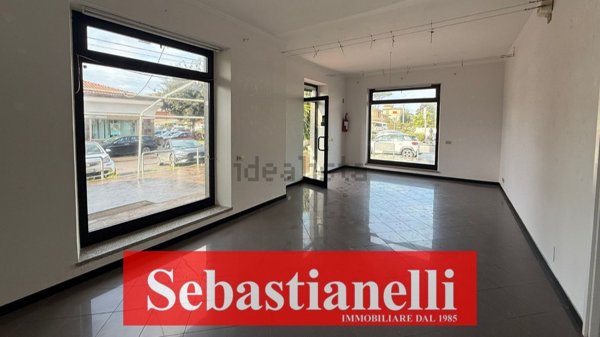 locale commerciale in affitto ad Anzio in zona Mare