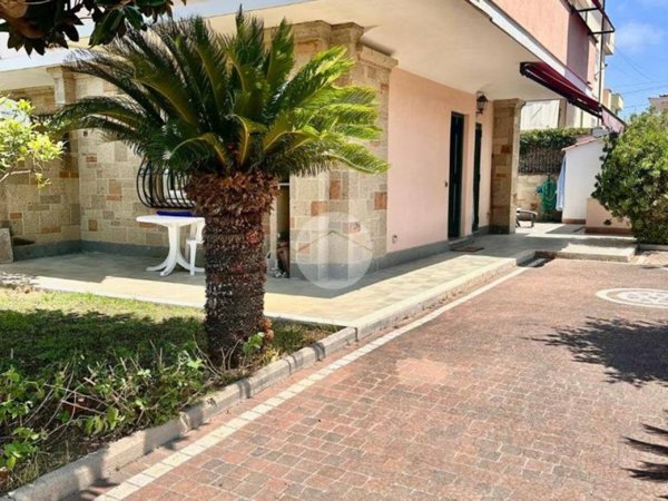 casa indipendente in affitto ad Anzio in zona Lido delle Sirene