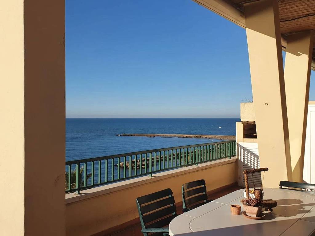 appartamento in affitto ad Anzio