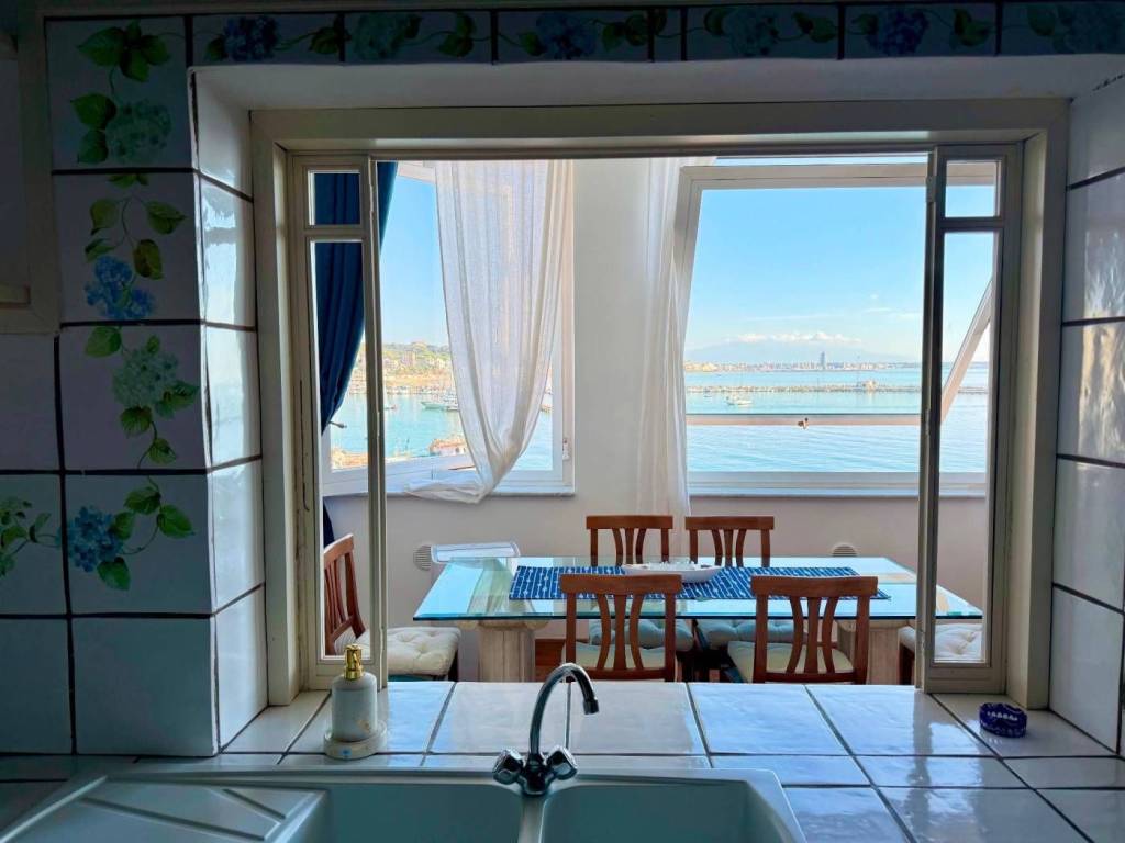 appartamento in affitto ad Anzio in zona Mare