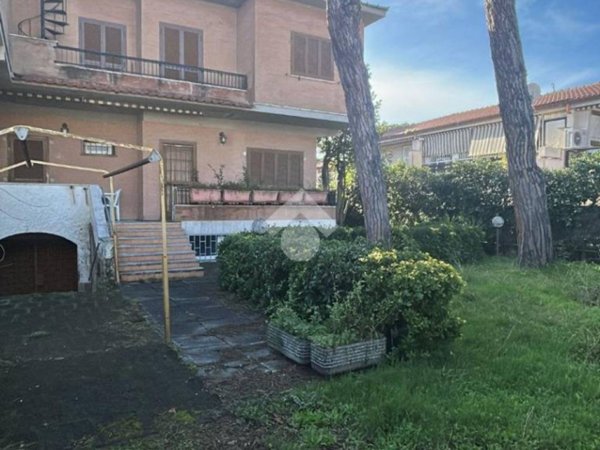 casa indipendente in affitto ad Anzio in zona Mare
