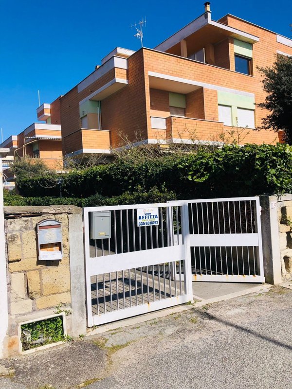 appartamento in affitto ad Anzio in zona Mare