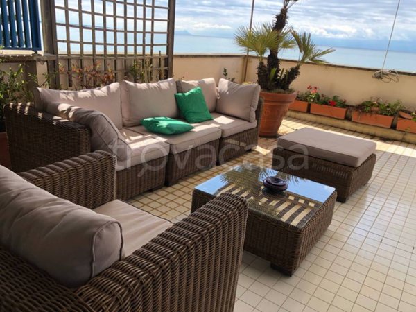 appartamento in affitto ad Anzio in zona Mare