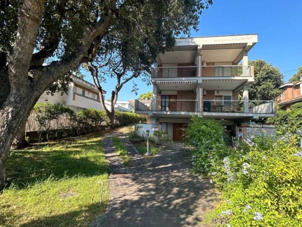casa indipendente in affitto ad Anzio in zona Mare