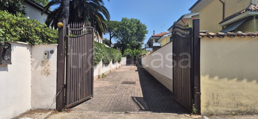 casa indipendente in affitto ad Anzio in zona Stazione