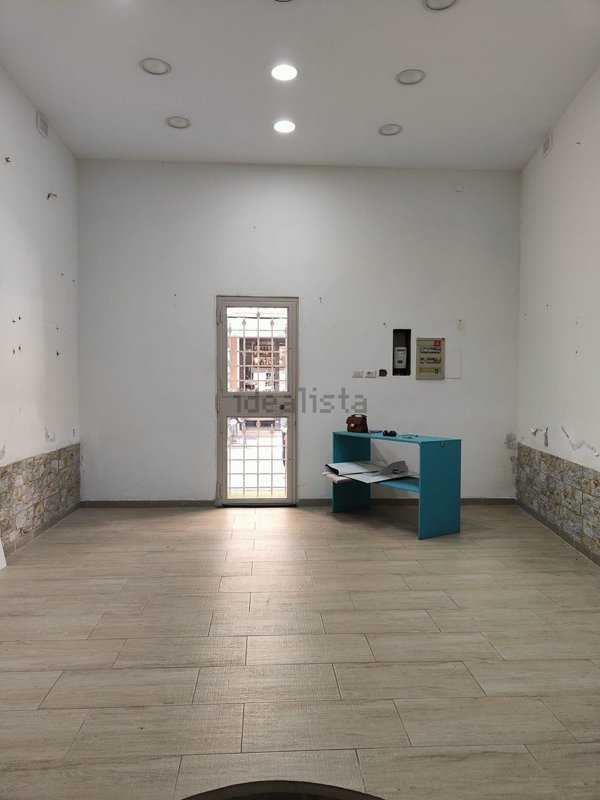 locale commerciale in affitto ad Anzio