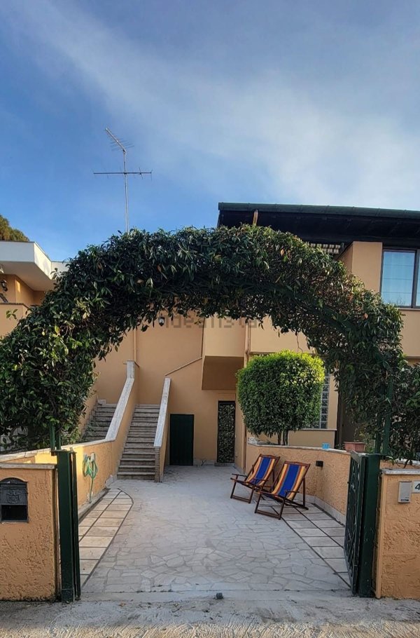 appartamento in affitto ad Anzio in zona Villa Claudia