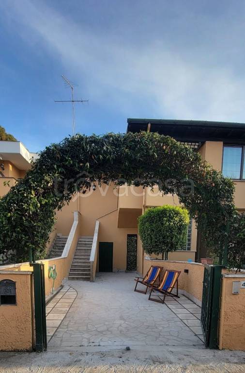 appartamento in affitto ad Anzio in zona Villa Claudia