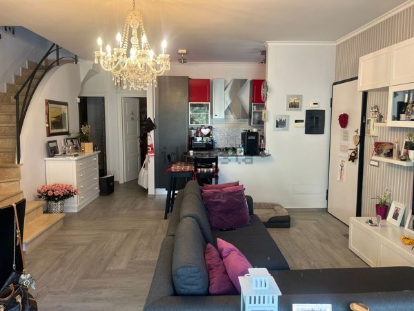 casa indipendente in affitto ad Anzio in zona Villa Claudia