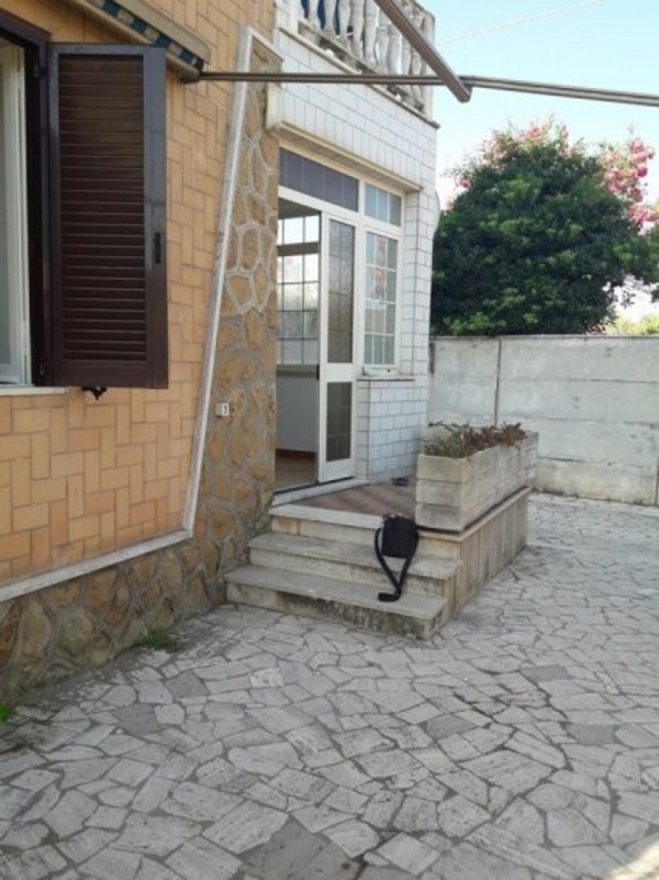 appartamento in affitto ad Anzio in zona Marechiaro