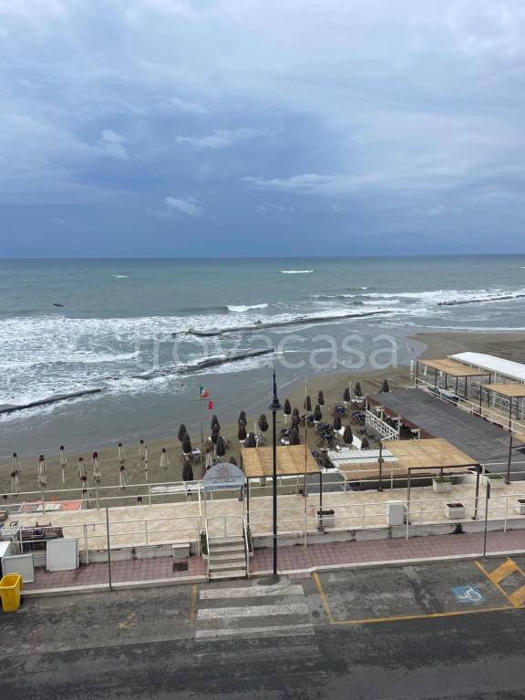 appartamento in affitto ad Anzio in zona Mare