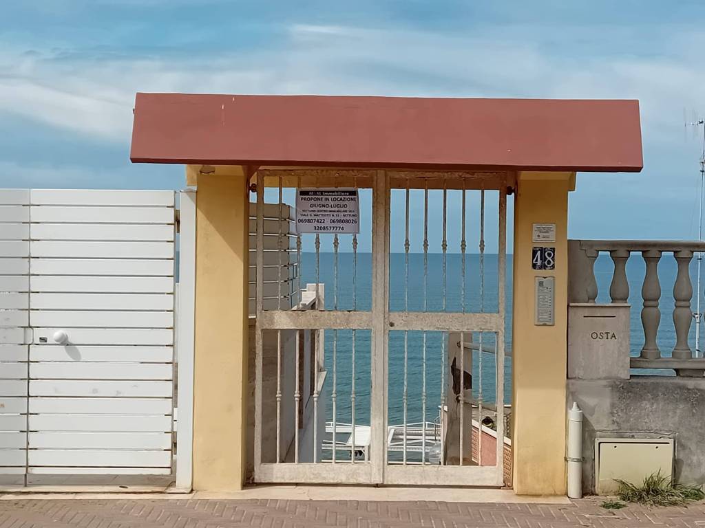 appartamento in affitto ad Anzio in zona Mare