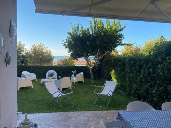 appartamento in affitto ad Anzio in zona Mare