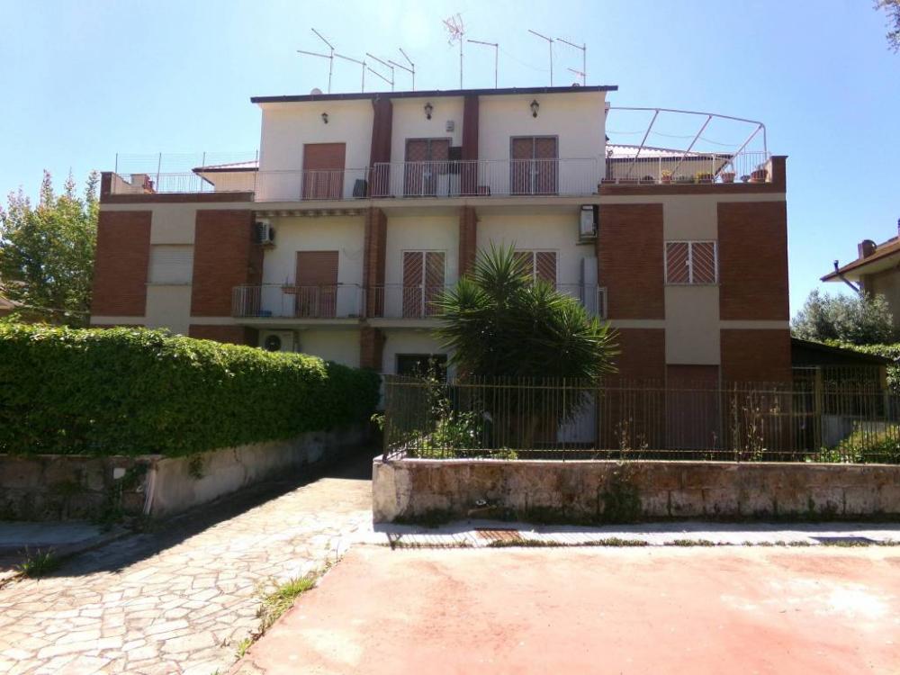 appartamento in affitto ad Anzio in zona Mare