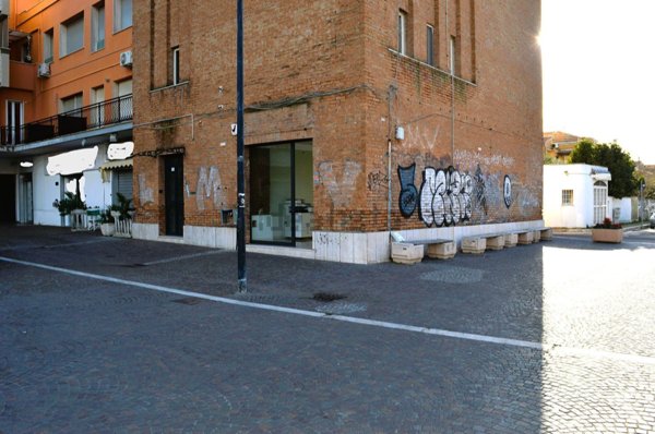 ufficio in affitto ad Anzio