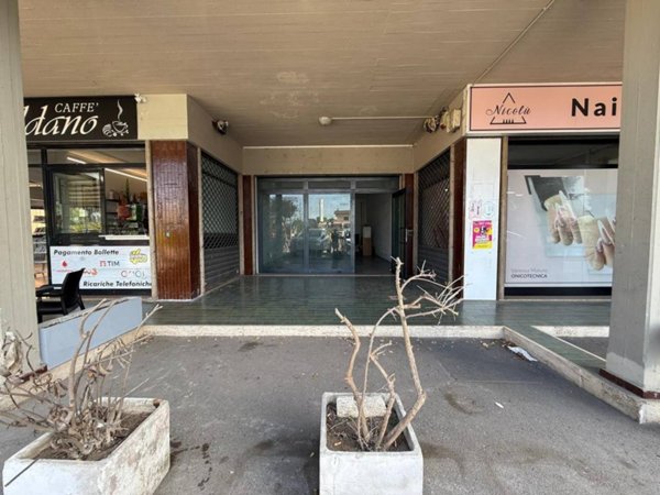 negozio in affitto ad Anzio in zona Mare