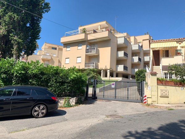 appartamento in affitto ad Anzio in zona Mare