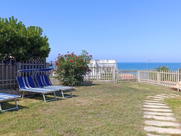 appartamento in affitto ad Anzio in zona Mare