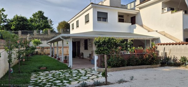 casa indipendente in affitto ad Anzio in zona Mare