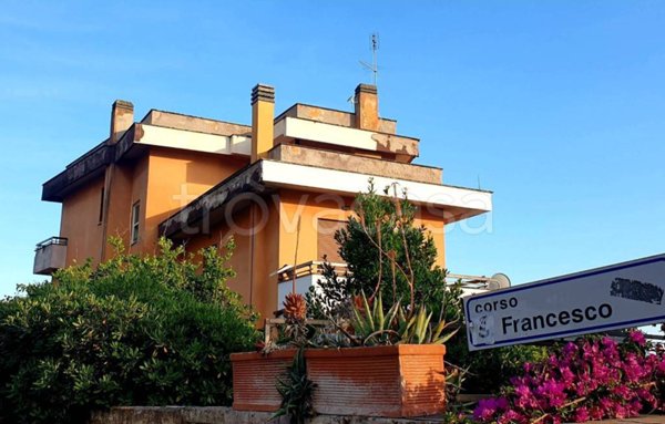 appartamento in affitto ad Anzio in zona Mare