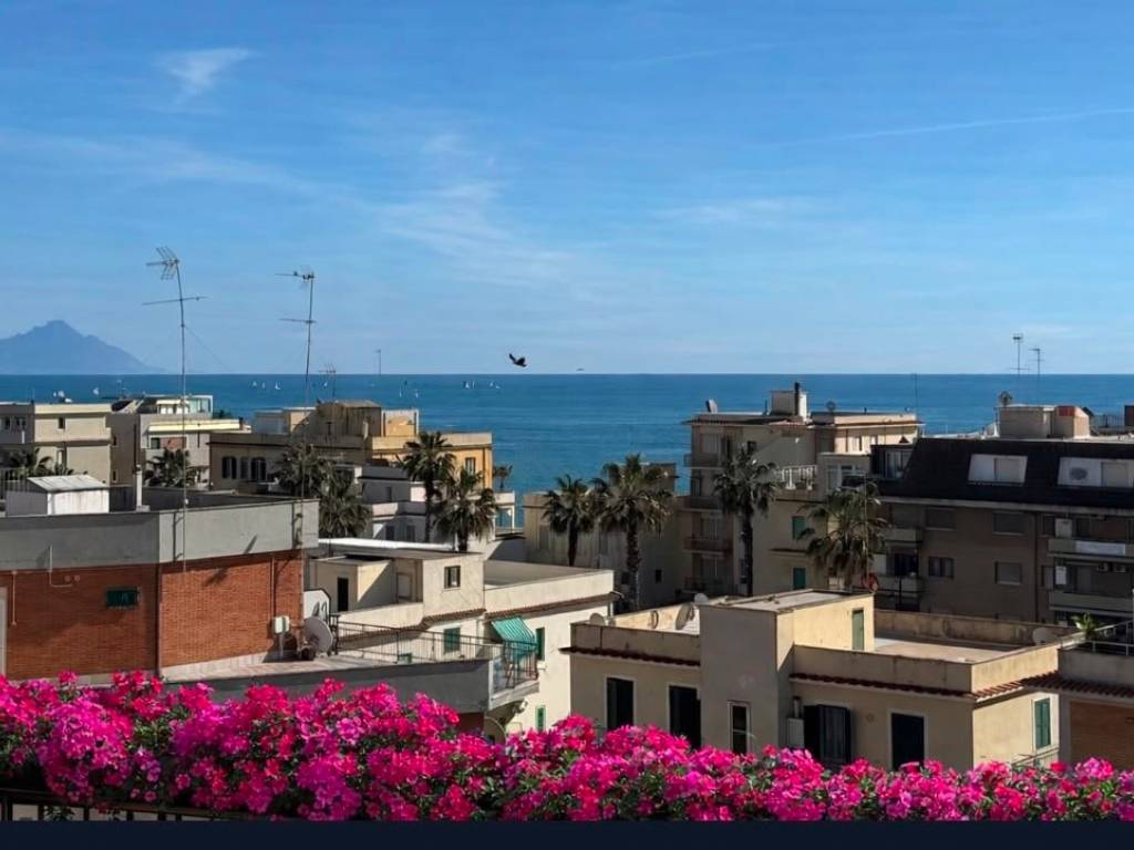 appartamento in affitto ad Anzio