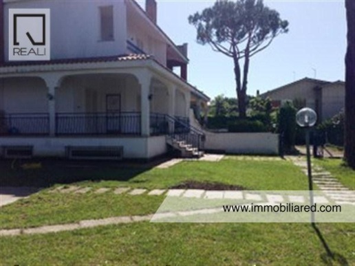 casa indipendente in affitto ad Anzio