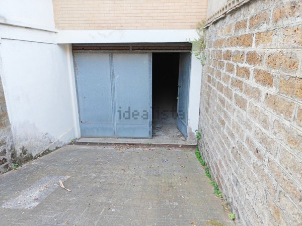 locale di sgombero in affitto ad Anzio in zona Mare