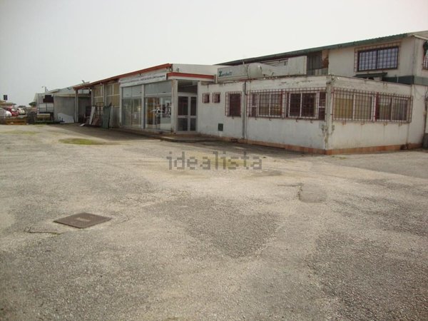 locale commerciale in affitto ad Anzio in zona Villa Claudia