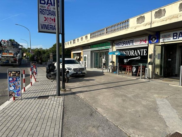 negozio in affitto ad Ariccia