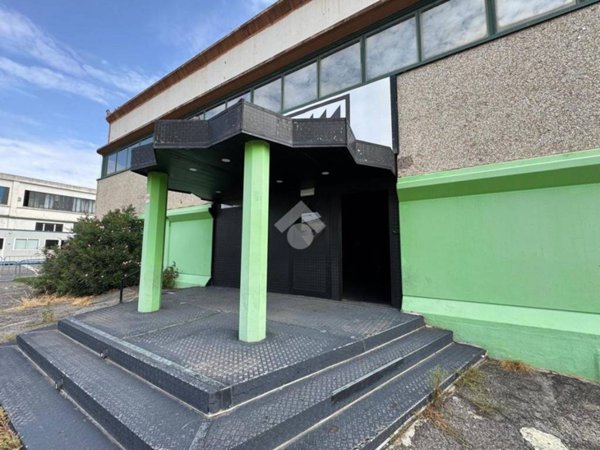 locale commerciale in affitto ad Ariccia