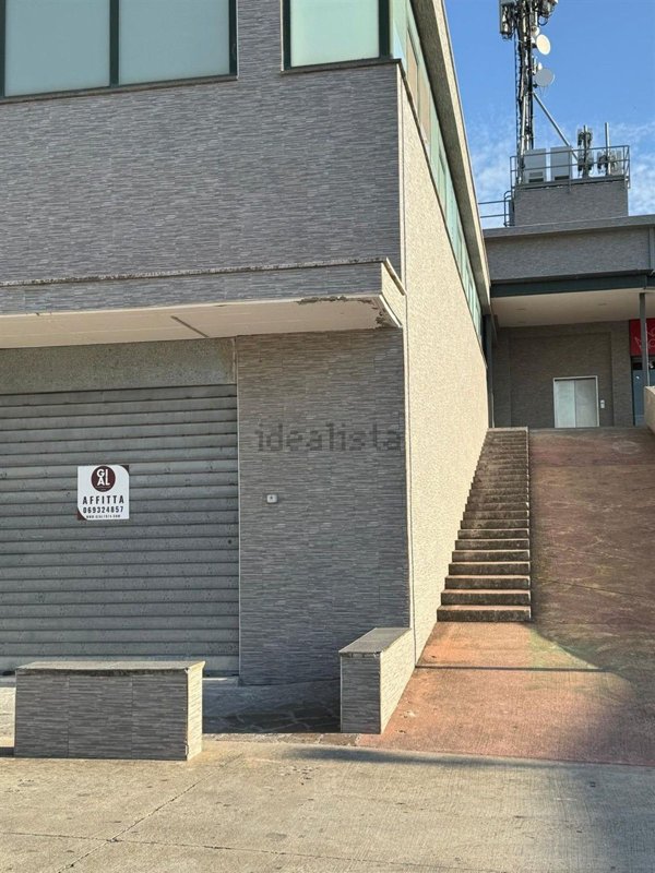 locale commerciale in affitto ad Ariccia