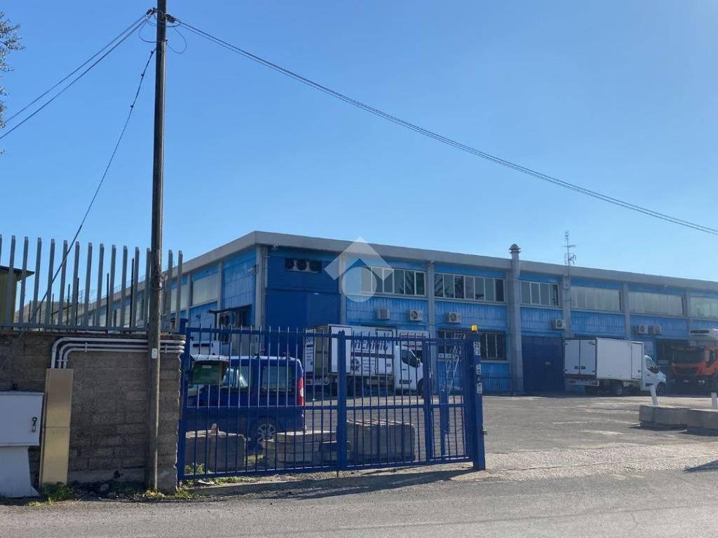 locale commerciale in affitto ad Ariccia