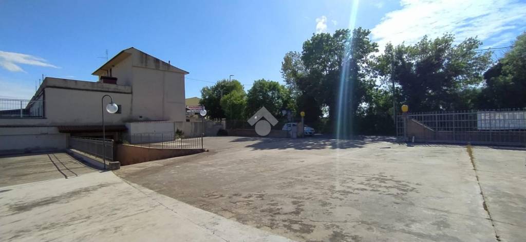 negozio in affitto ad Ariccia