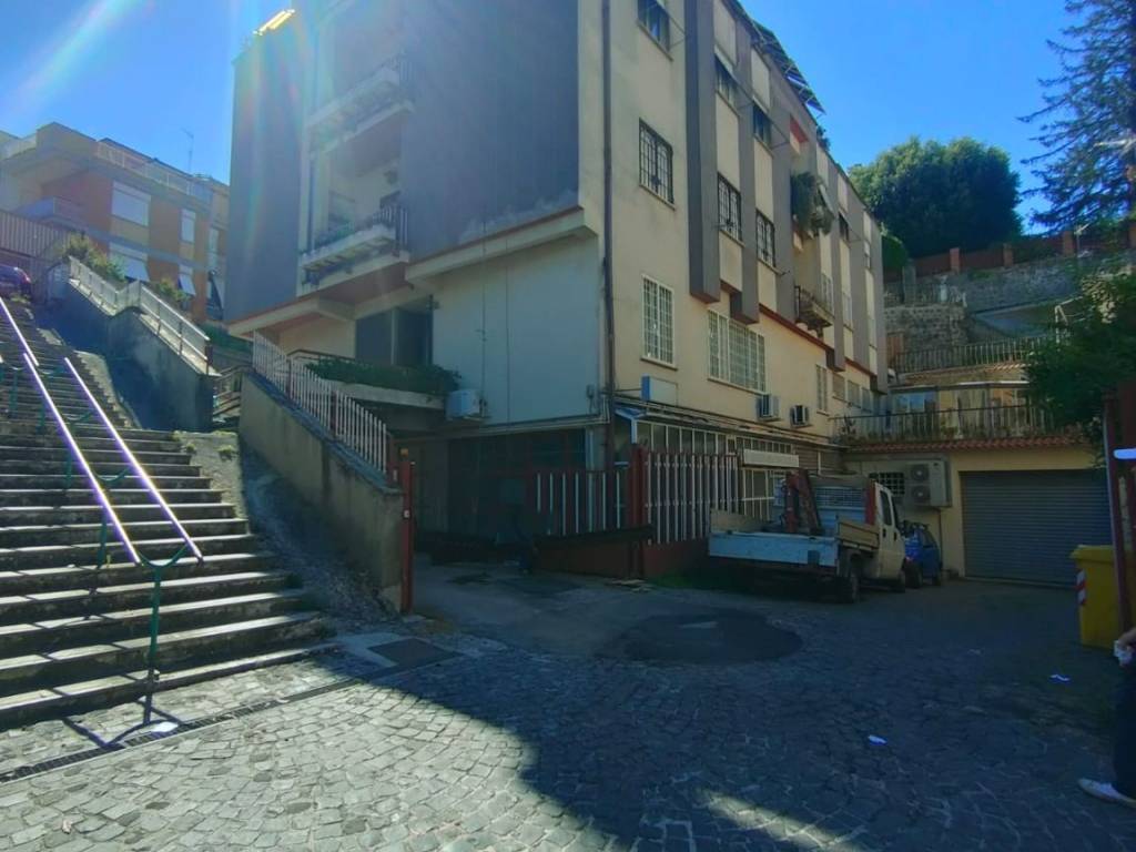 negozio in affitto ad Ariccia