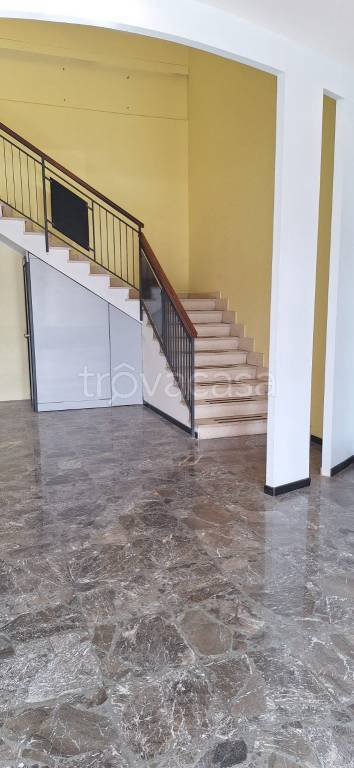 trivano in affitto ad Ariccia