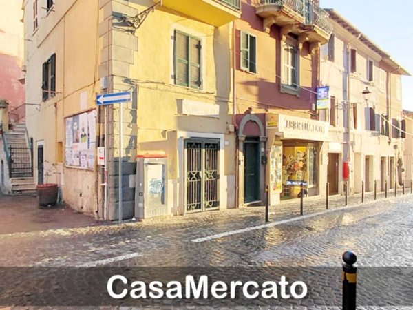 negozio in affitto ad Ariccia