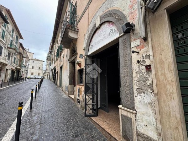 negozio in affitto ad Ariccia