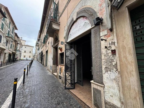 negozio in affitto ad Ariccia