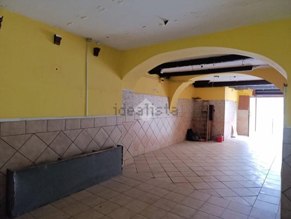 locale commerciale in affitto ad Ariccia