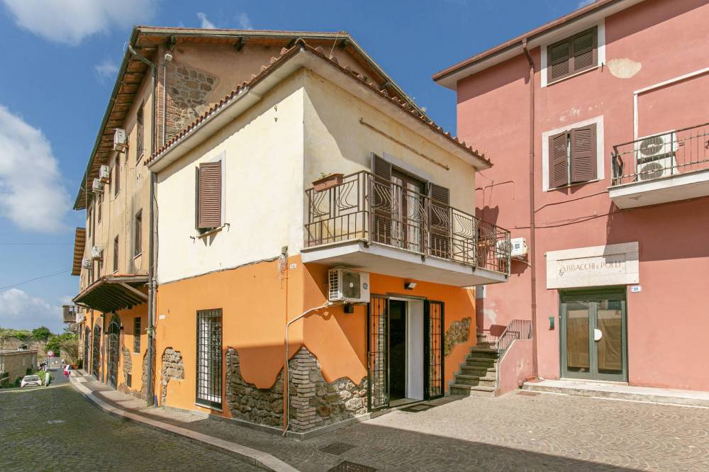 negozio in affitto ad Ariccia