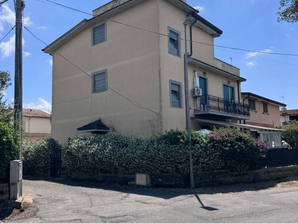 appartamento in affitto ad Ariccia in zona Fontana di Papa