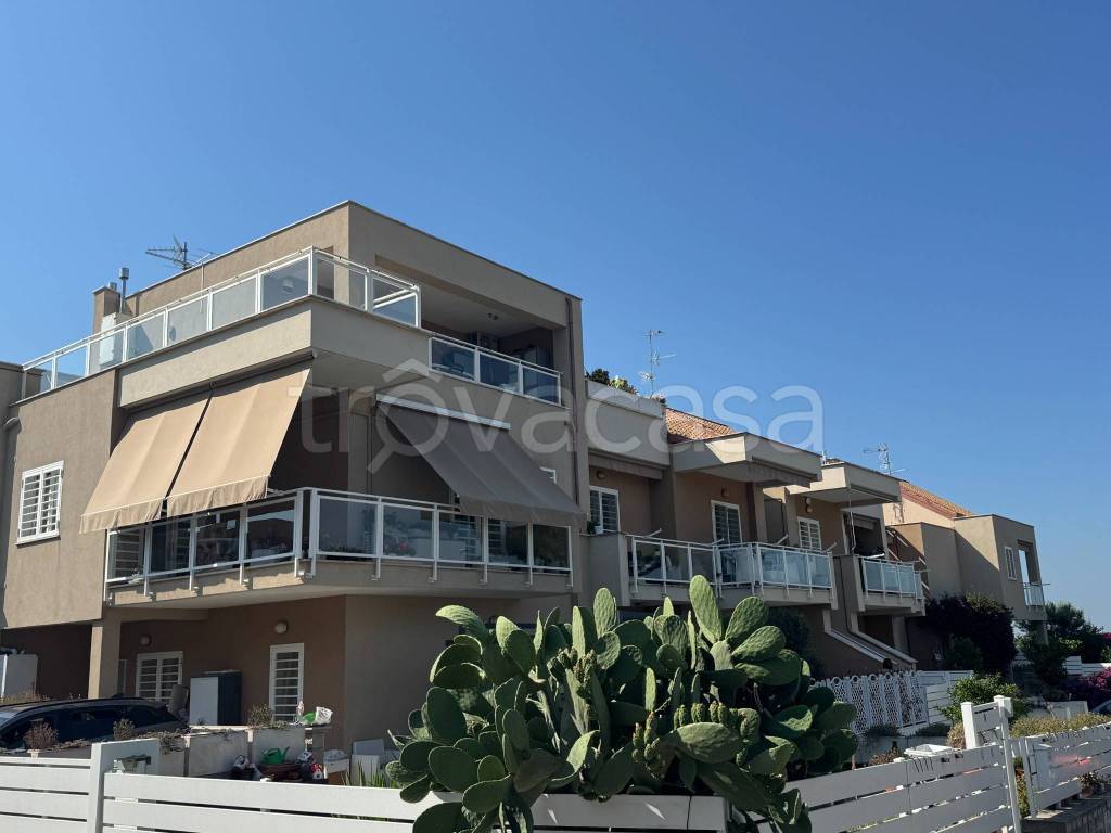 appartamento in affitto ad Ariccia in zona Fontana di Papa