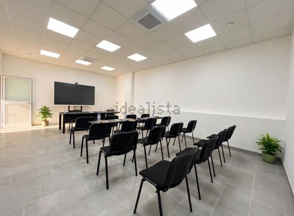 ufficio in affitto ad Ariccia in zona Fontana di Papa