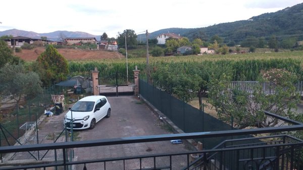 appartamento in affitto ad Artena in zona Valli