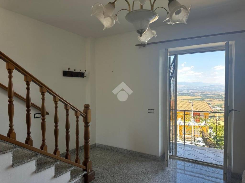 casa indipendente in affitto ad Artena