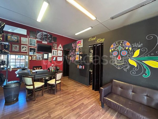 negozio in affitto ad Artena