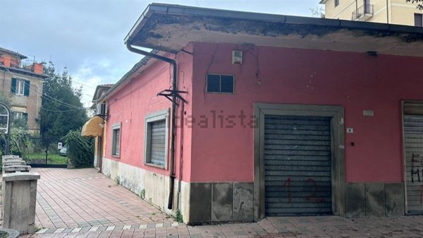 locale commerciale in affitto ad Artena in zona Valli